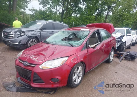 2014 Ford Focus Se z USA, uszkodzony, nr VIN 1FADP3F2XEL371136
